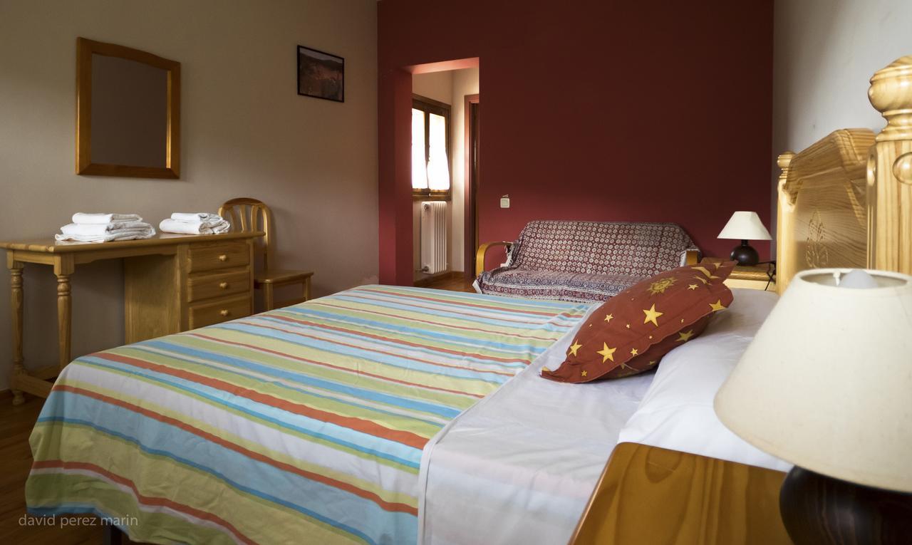Secastilla Albergue Casa Salinas מראה חיצוני תמונה